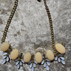 Elegant Gold and Cream Necklace